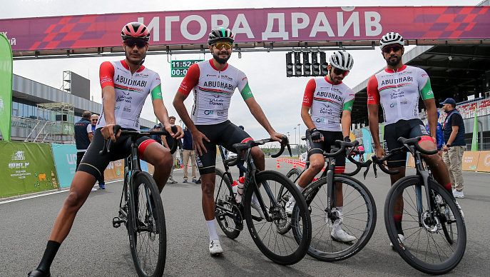 Команда Abu Dhabi Cycling Club выступит на велогонке «Золото Ладоги»